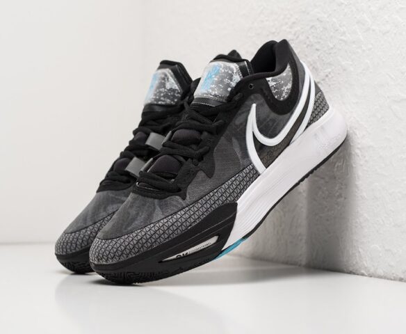 Nike Kyrie 9 black textile
